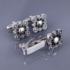 Swirl Spiral Silver Tone Cufflinks Tie Pin Square Scrolls Swoops Vintage
